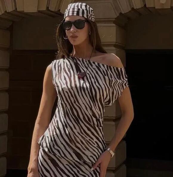 Suboo Tops - New Suboo Gigi zebra drape top size Medium